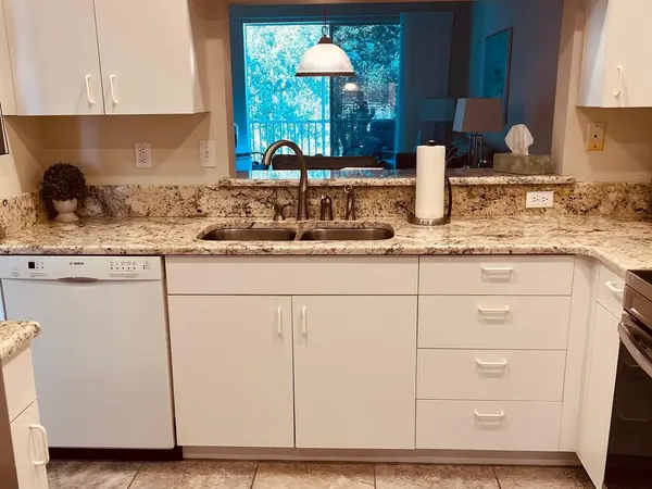 9630 CLUB SOUTH CIR #6201, Sarasota, FL 34238