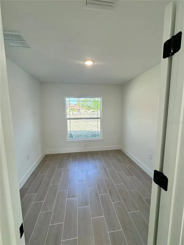 7933 TROPICAIRE BLVD., North Port, FL 34286