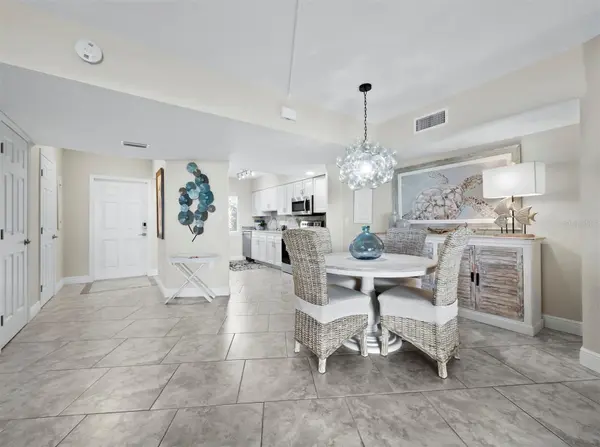4825 GULF OF MEXICO DR #105, Longboat Key, FL 34228