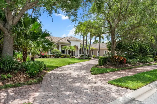 4085 FOUNDERS CLUB DR, Sarasota, FL 34240