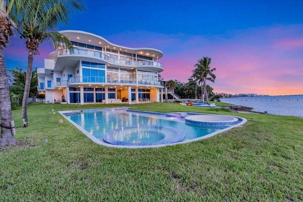 4035 BAY SHORE RD, Sarasota, FL 34234