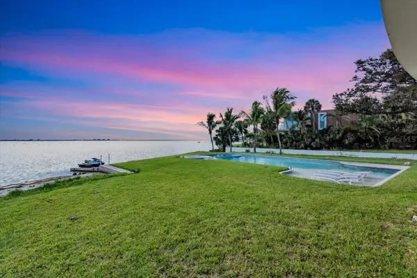 4035 BAY SHORE RD, Sarasota, FL 34234
