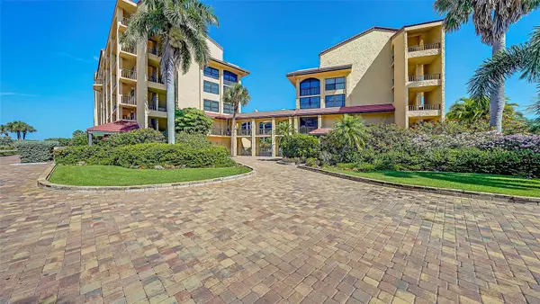 8710 MIDNIGHT PASS RD #405, Sarasota, FL 34242