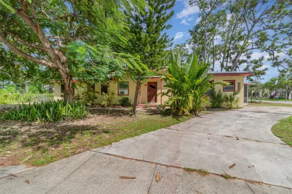 2729 BROADWAY, Fort Myers, FL 33901