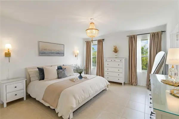 10109 CANAVERAL CIR, Sarasota, FL 34241