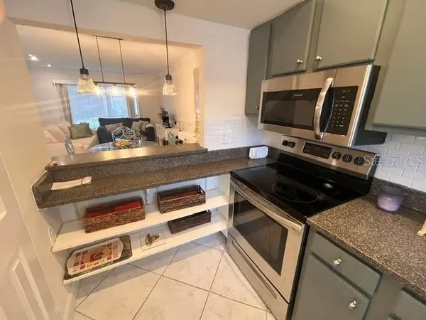 1614 STICKNEY POINT RD #102, Sarasota, FL 34231