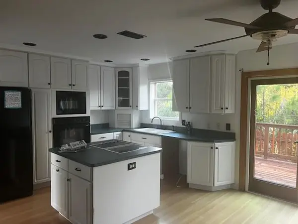 33 SEVEN WONDERS TRL, Palm Coast, FL 32164