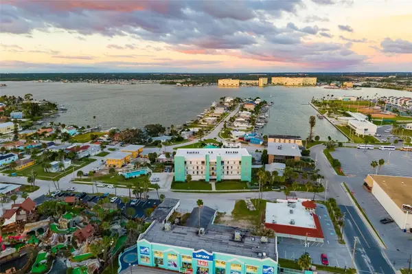 15305 1ST ST E #201, Madeira Beach, FL 33708