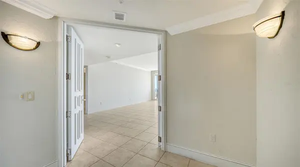 3010 GRAND BAY BLVD #493, Longboat Key, FL 34228