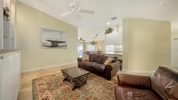 11641 GARESSIO LN, Sarasota, FL 34238