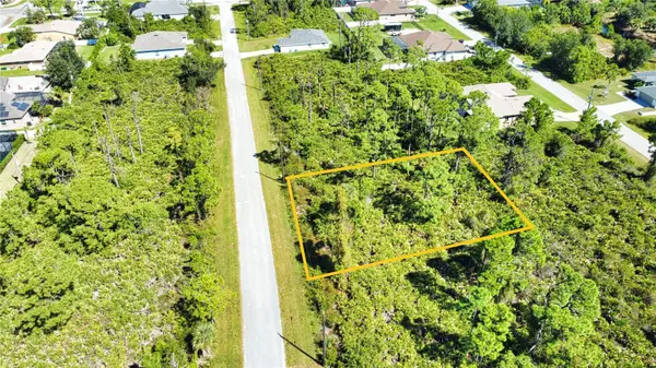 8178 DIMSTEAD ST, Port Charlotte, FL 33981