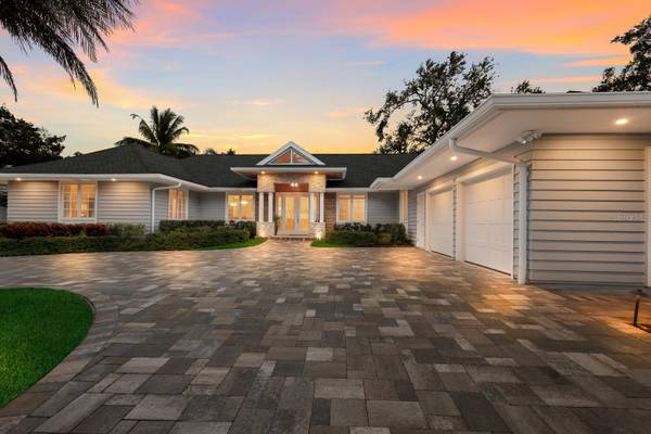 1253 N BASIN LN, Sarasota, FL 34242