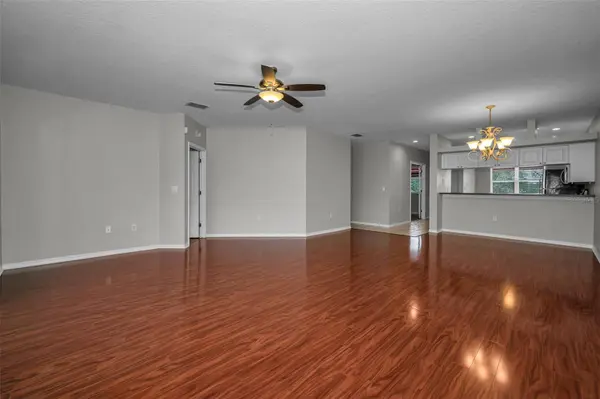 1400 WATER VIEW DR W #202, Largo, FL 33771