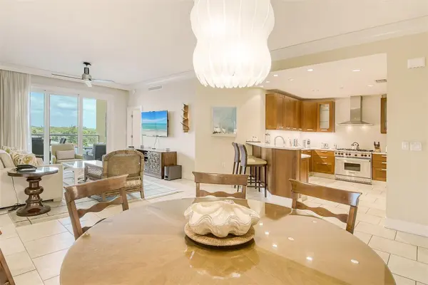 915 SEASIDE DR #606, Weeks 12-13, Sarasota, FL 34242