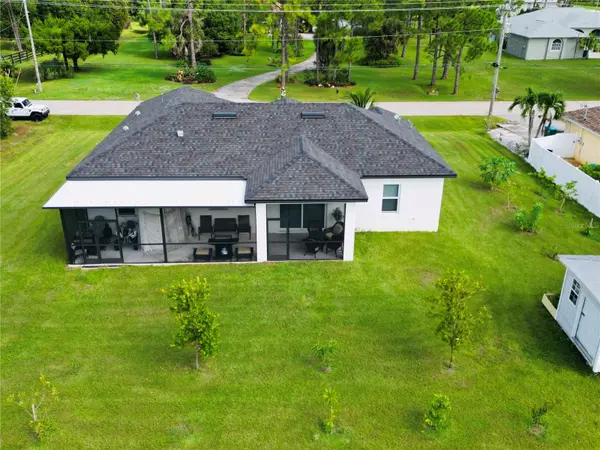 528 JACARANDA Pkwy E, Cape Coral, FL 33909