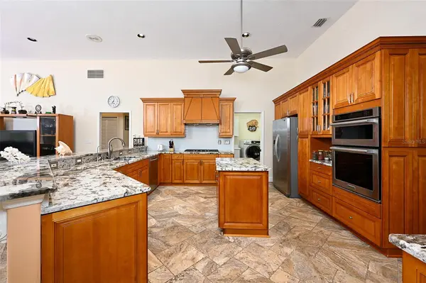 3718 BOCA POINTE DR, Sarasota, FL 34238