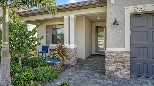 5225 BLUE CRUSH, Bradenton, FL 34211