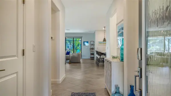 5225 BLUE CRUSH, Bradenton, FL 34211