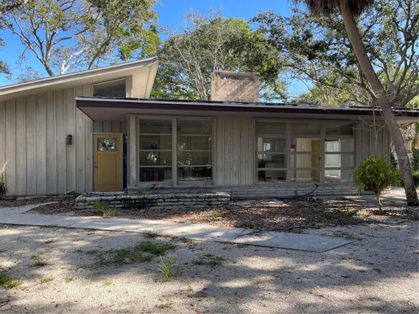 5453 AVENIDA DEL MARE, Sarasota, FL 34242