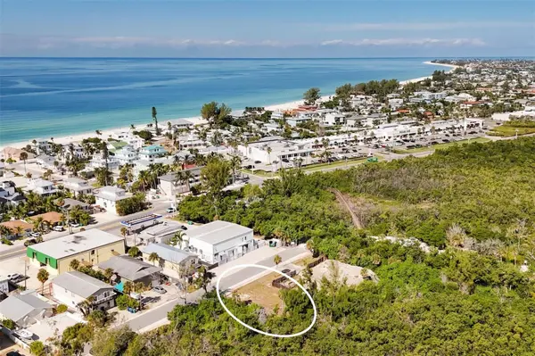3017 AVENUE C, Holmes Beach, FL 34217