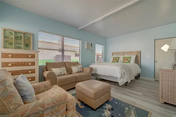 247 PALM LN, Palmetto, FL 34221