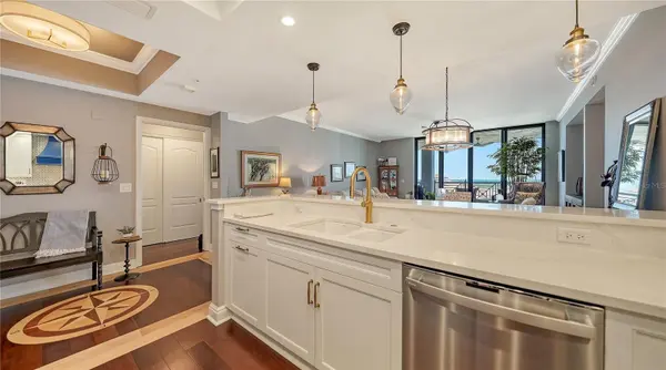 50 CENTRAL AVE #14B, Sarasota, FL 34236