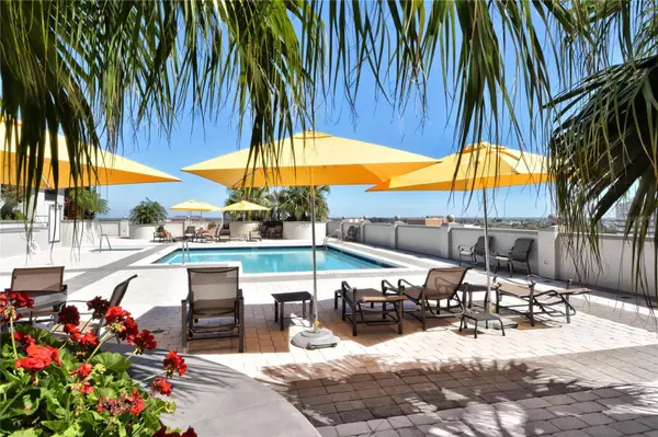 50 CENTRAL AVE #14B, Sarasota, FL 34236