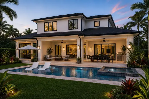 2232 GROVE ST, Sarasota, FL 34239