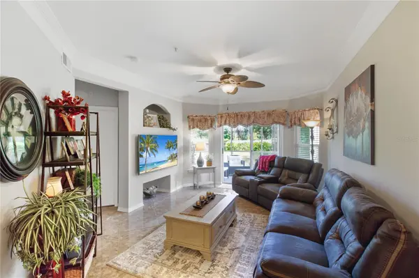 5122 NORTHRIDGE RD #107, Sarasota, FL 34238