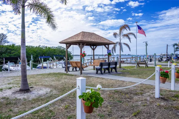 10315 CORTEZ RD W #2-4, Bradenton, FL 34210