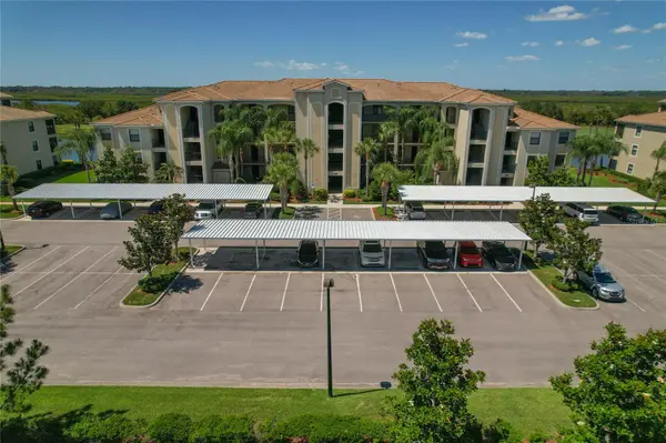 7015 RIVER HAMMOCK DR #208, Bradenton, FL 34212