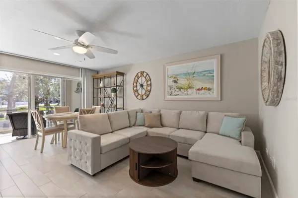 137 AVENIDA MESSINA #1, Sarasota, FL 34242