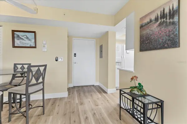 5855 MIDNIGHT PASS RD #420, Sarasota, FL 34242