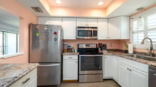 1770 LAKE PL #1770D, Venice, FL 34293