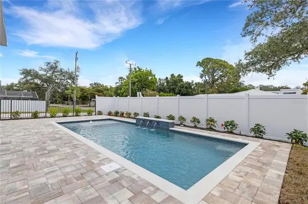 2079 HIBISCUS ST, Sarasota, FL 34239