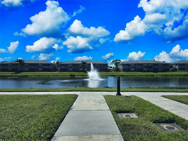 6446 7TH AVENUE CIR W #6446, Bradenton, FL 34209