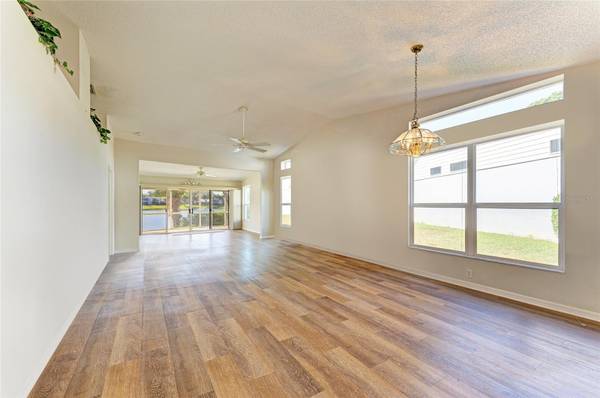919 SPRING LAKES BLVD, Bradenton, FL 34210