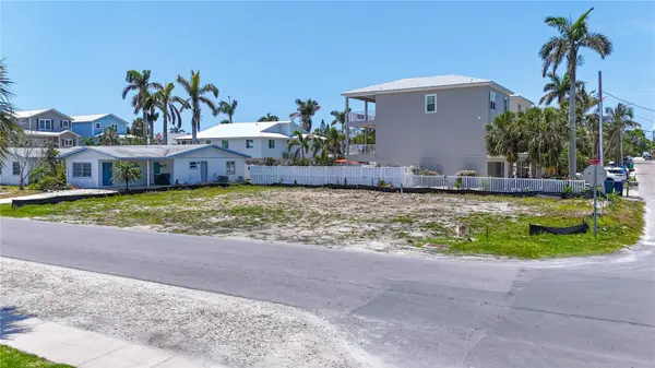 6406 HOLMES BLVD, Holmes Beach, FL 34217