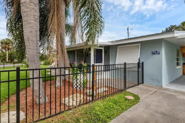 1686 CHAPLINE LN, Sarasota, FL 34231