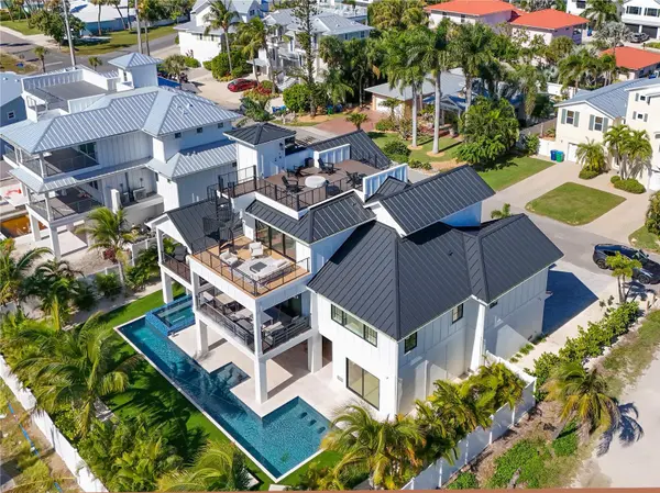305 55TH ST, Holmes Beach, FL 34217