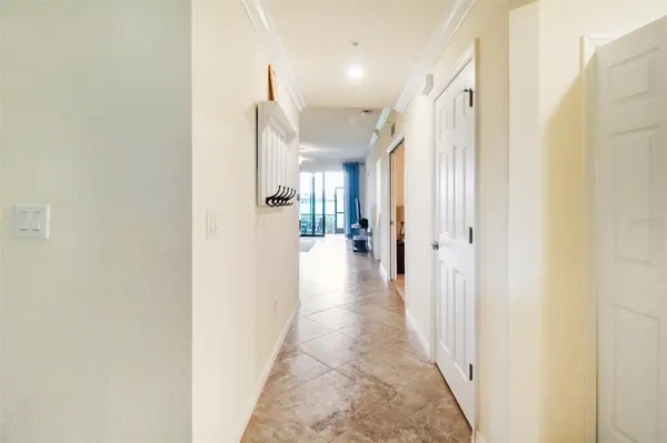5517 PALMER CIR #105, Bradenton, FL 34211