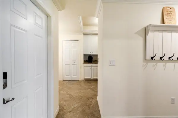 5517 PALMER CIR #105, Bradenton, FL 34211
