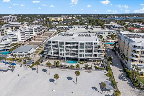 1035 SEASIDE DR #404, Sarasota, FL 34242