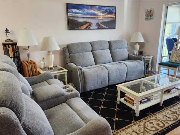 6505 STONE RIVER RD #304, Bradenton, FL 34203