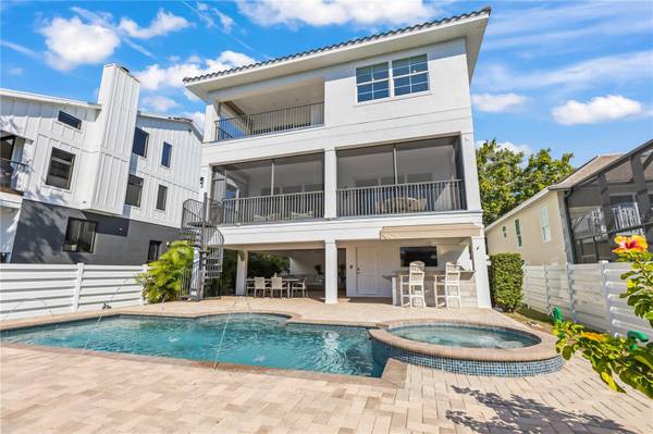 8008 MIDNIGHT PASS RD, Sarasota, FL 34242