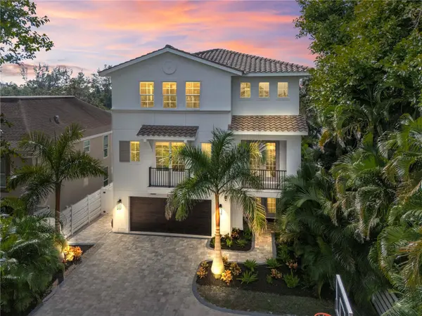 8008 MIDNIGHT PASS RD, Sarasota, FL 34242