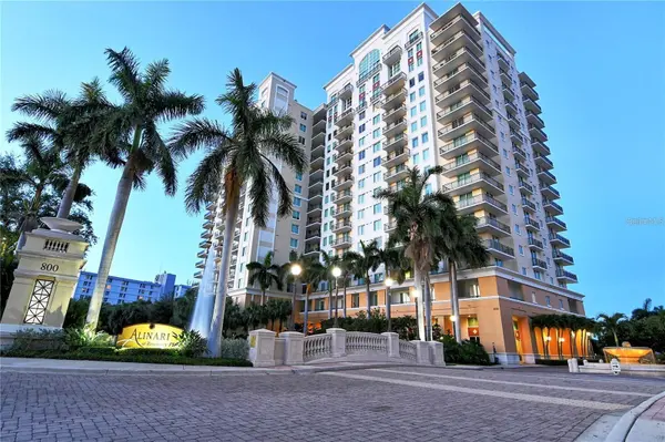 800 N TAMIAMI TRL #211, Sarasota, FL 34236