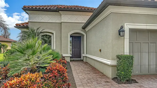 8101 GABANNA DR, Sarasota, FL 34231