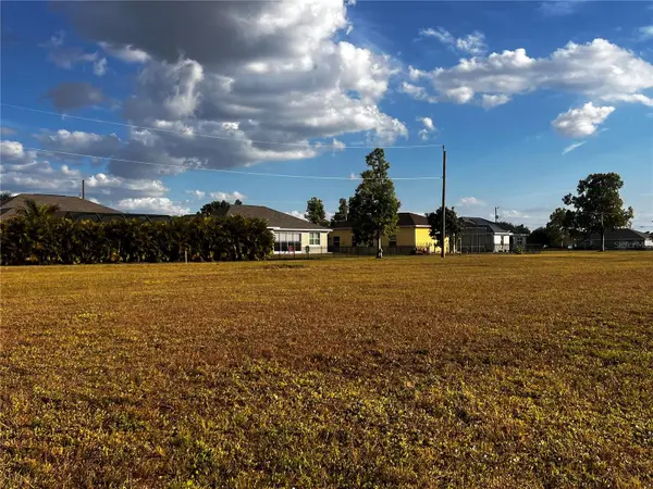 25458 ISLAS DR, Punta Gorda, FL 33955