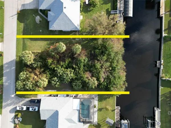 4194 YUCATAN CIR, Port Charlotte, FL 33948
